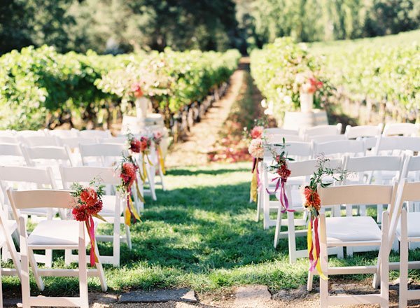 decor lieu ceremonie mariage a l'exterieur vigne
